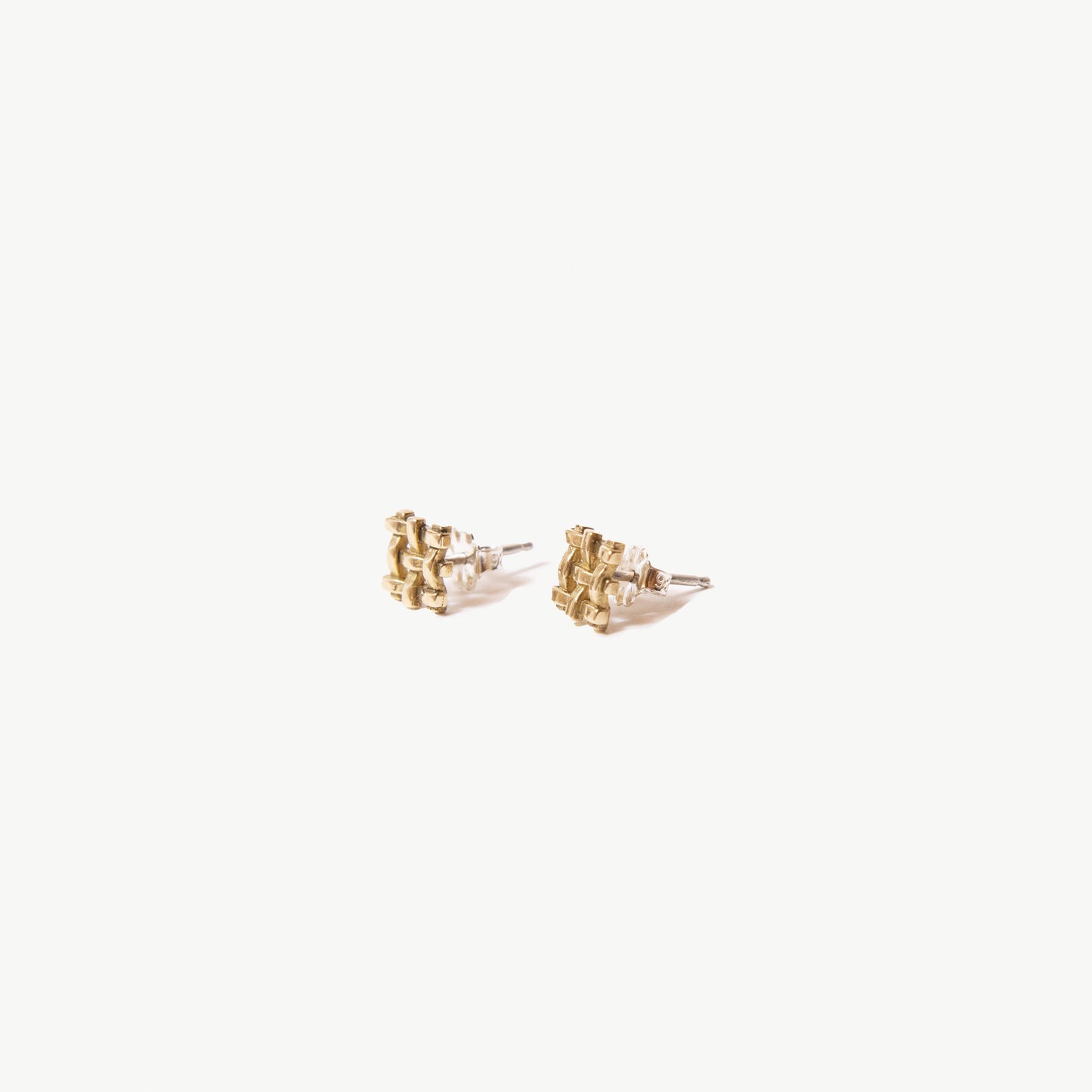 Crosshatch Studs