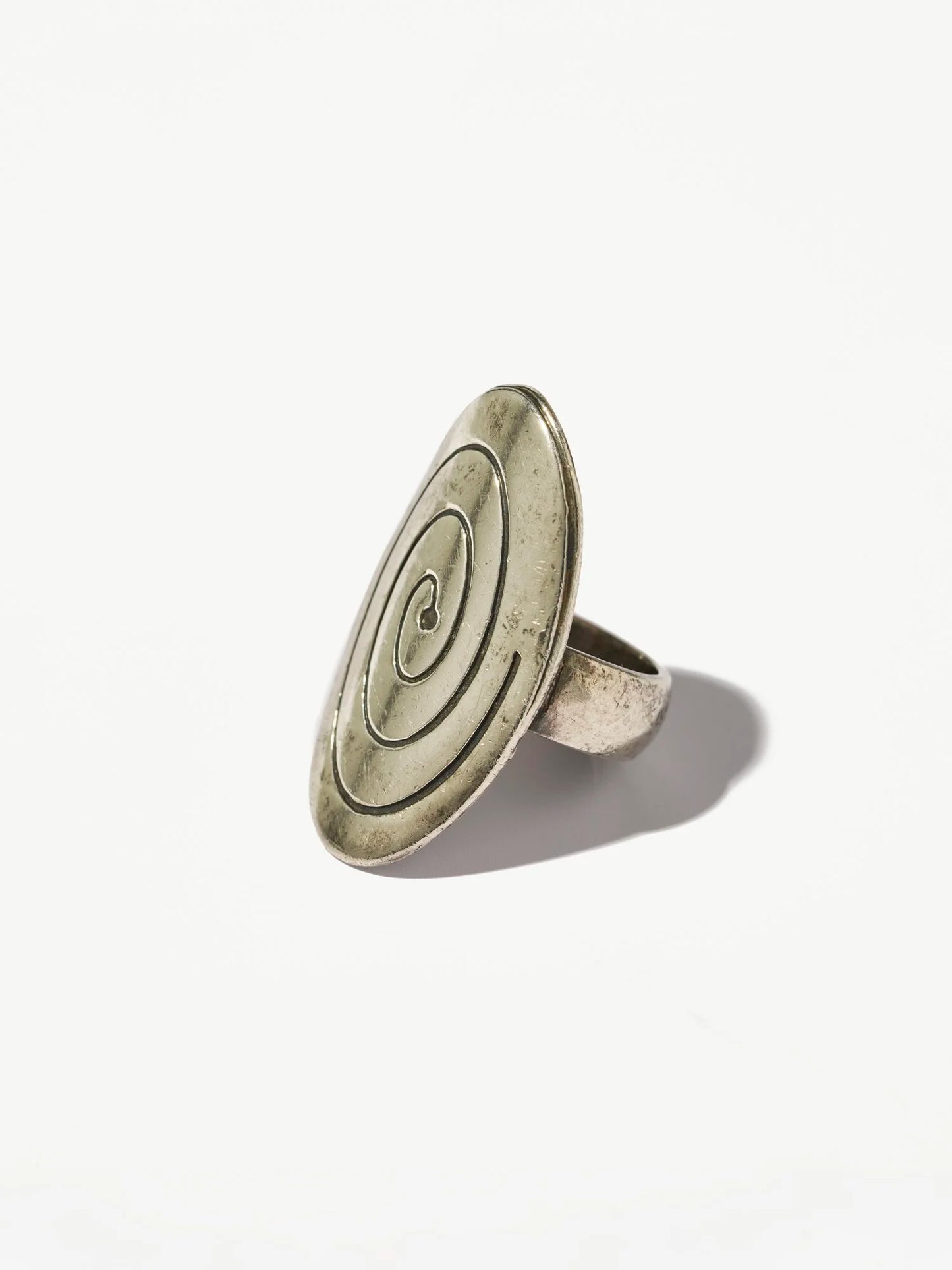 Vintage Sterling Silver Spiral Shield Ring (size 5)