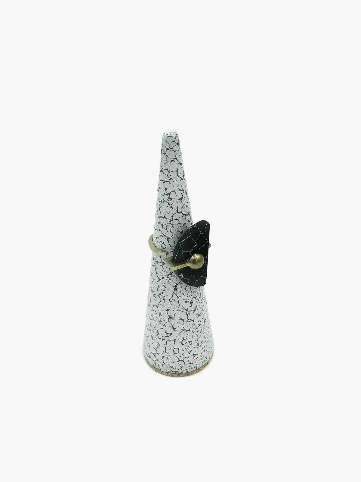 White Hammered Steel Ring Cone