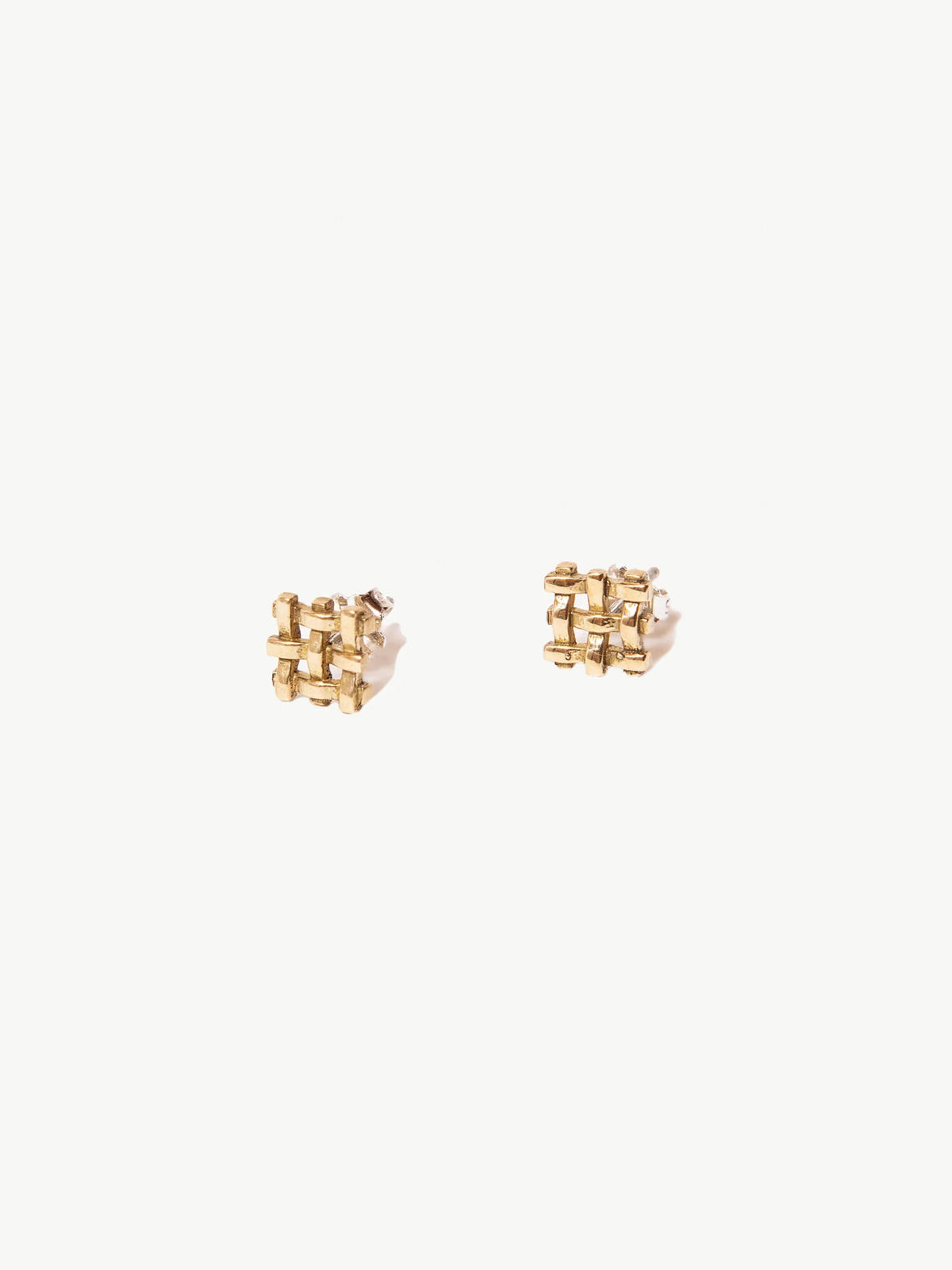 Crosshatch Studs
