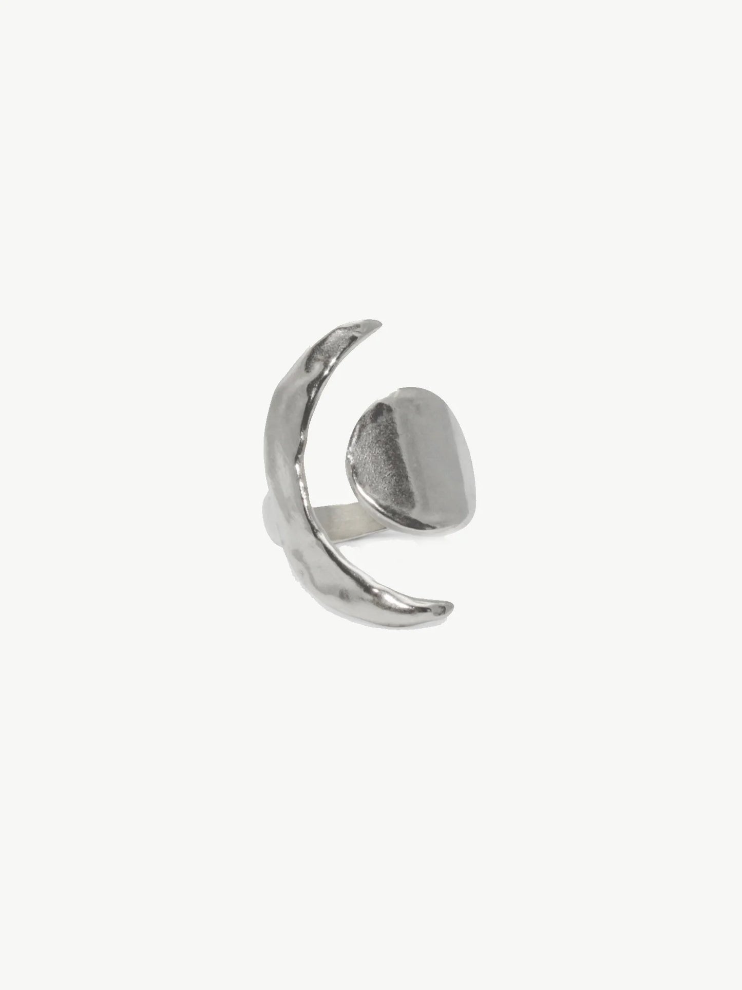 Equinox Ring