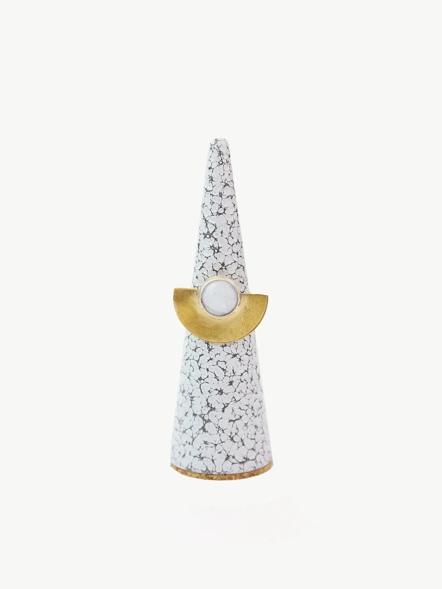 White Hammered Steel Ring Cone