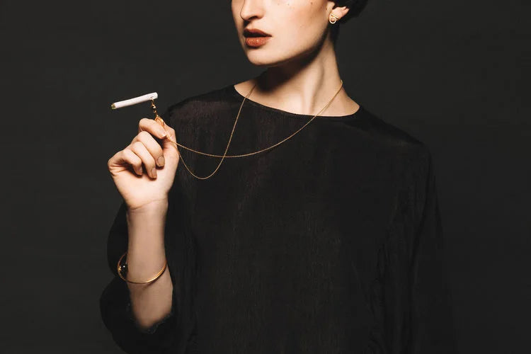 Stoned Circle Necklace in Black Onyx