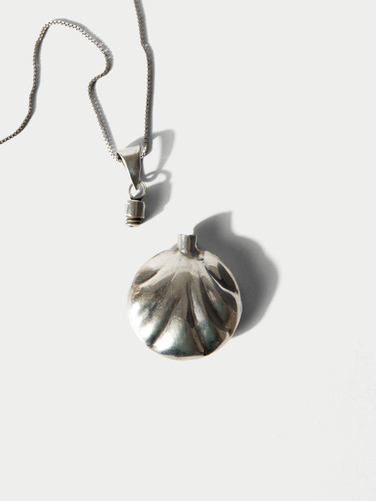 Vintage Sterling Shell Motif Vessel Necklace