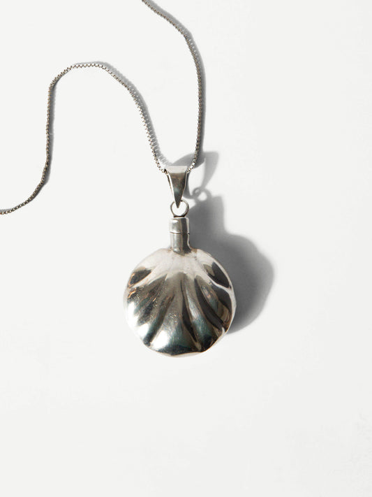 Vintage Sterling Shell Motif Vessel Necklace