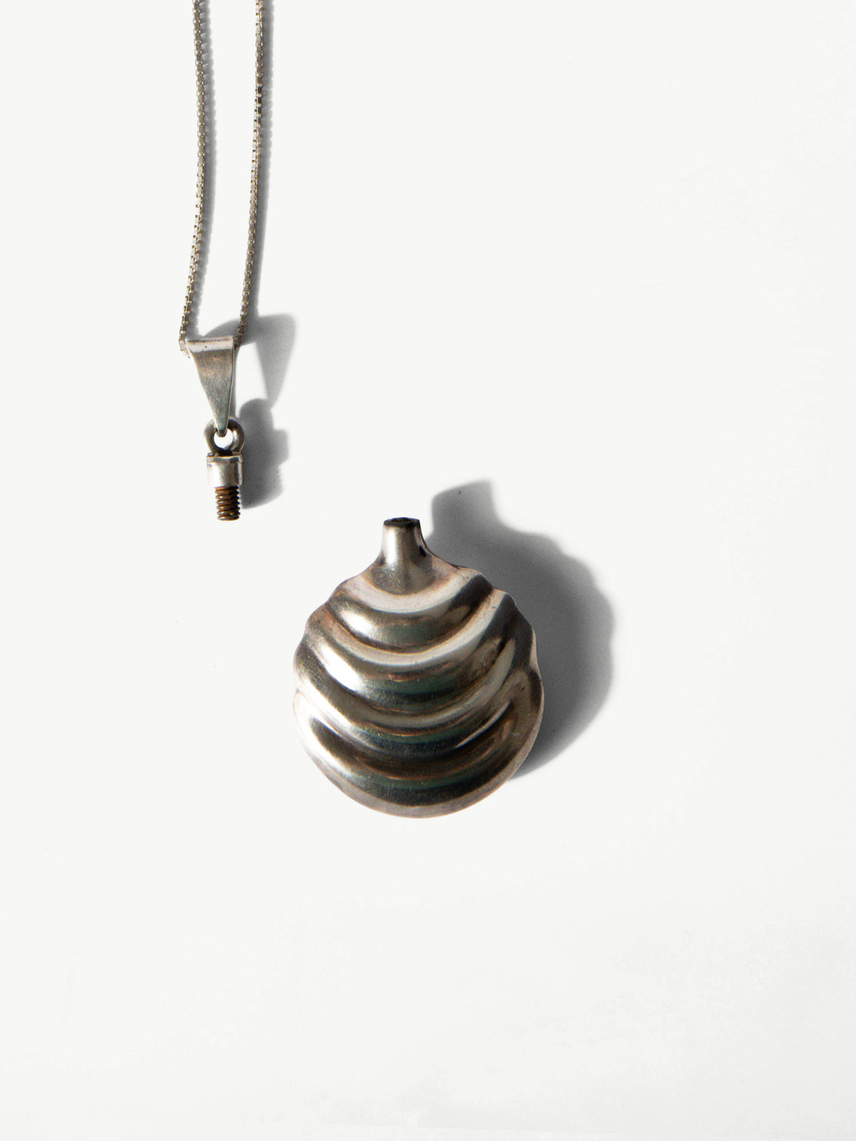 Vintage Sterling Wave Motif Vessel Necklace